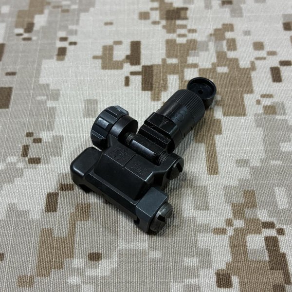 画像1: 実物 knight's KAC フォールディング マイクロリアサイト 200-600M  BUIS  バックアップリアサイト  (1)