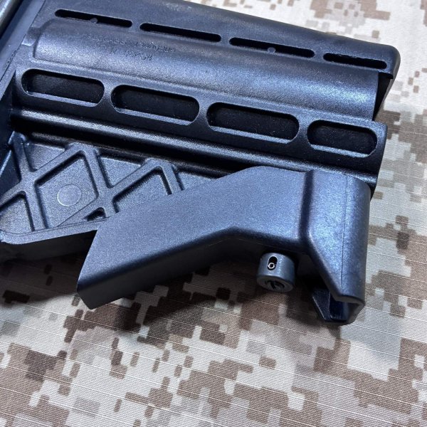 画像2: 実物 米軍官給品 M249 SAW コラプシブルストック 美USED (2)