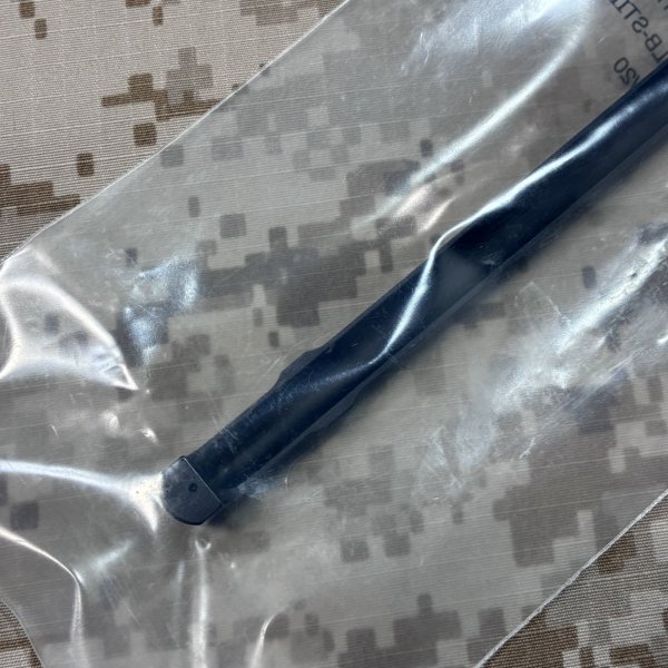 画像6: 実物官給品 COLT M4チャージングハンドル 未開封 (6)