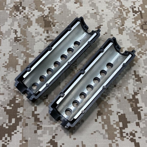 画像6: 実物 AR15/M4 カービンハンドガード　細身　USED (6)