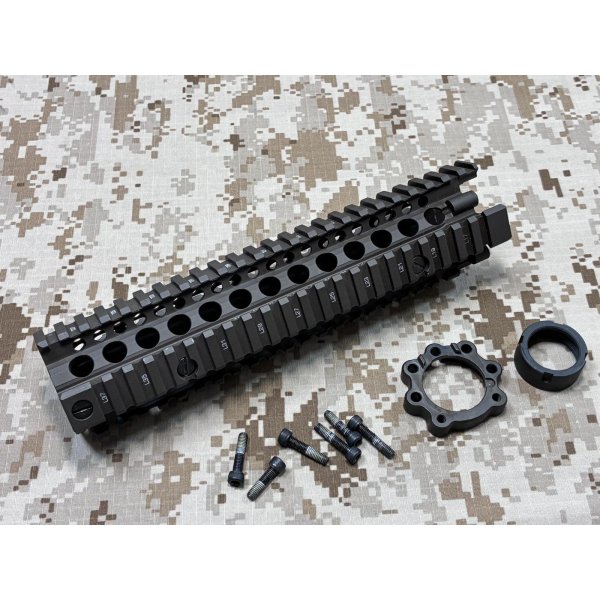 画像1: 実物 米軍官給品 daniel defense Mk18 RIS2 9.5インチ ハンドガードセット FDE  放出品 (1)