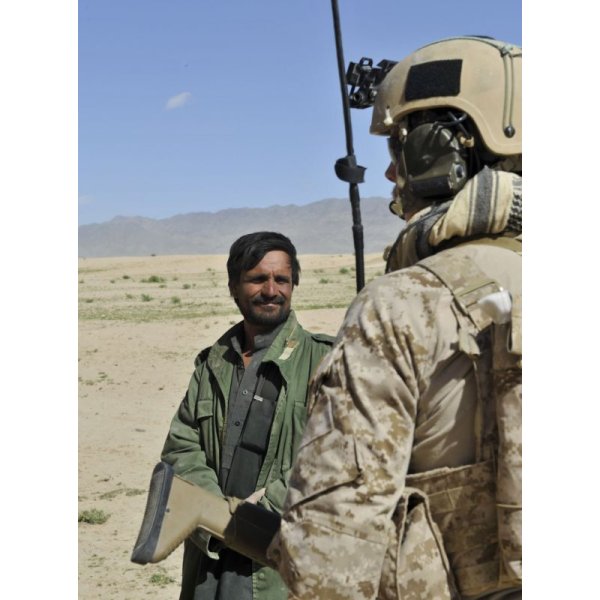 画像9: 実物 EAGLE aor1 スラップチャージポーチ シングル 2012 (9)